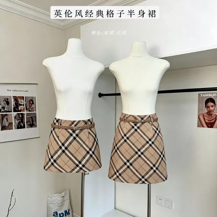 英伦风经典格子毛呢半身裙女秋季高腰显瘦复古修身通勤A字短裙子
