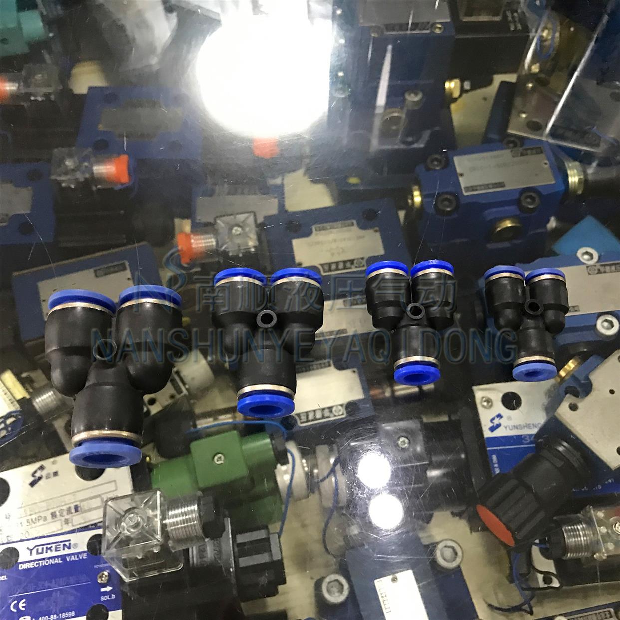 气动快速接头PY4 PY6 PY8 PY10 PY12 1416电磁阀三通塑料气管软管