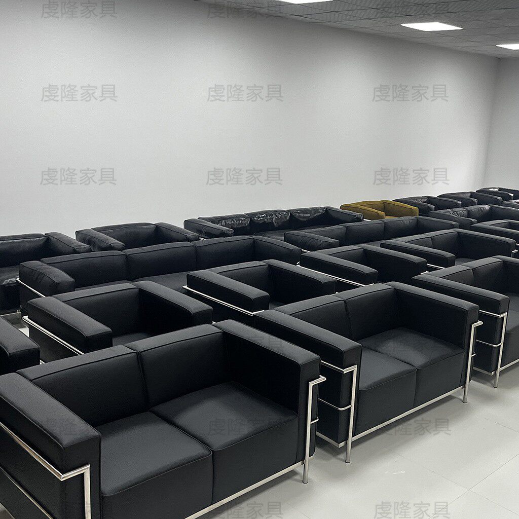 跨境真皮沙发4S店LC3柯布西耶办公沙发设计师家具真皮办公沙发椅