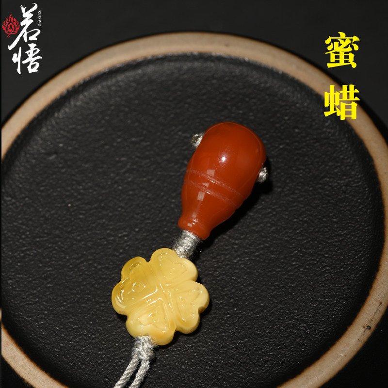 中国结蜜蜡背云套装配饰图片