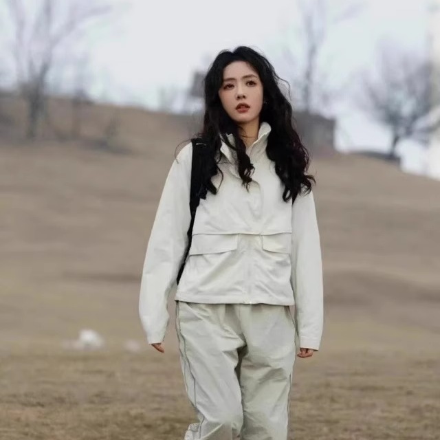 lulu短款外套Always Effortless女士拒水冲锋衣工装夹克连帽风衣