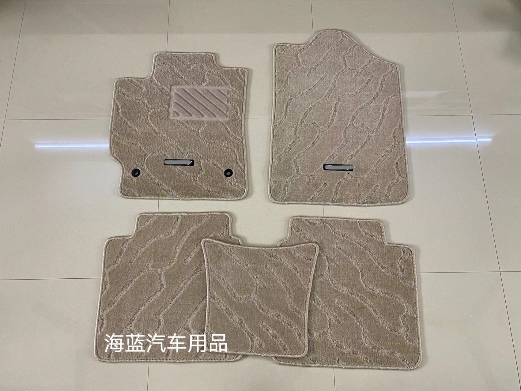 丰田凯美瑞6-7-8代专用脚垫