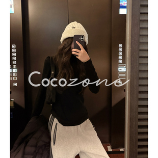 一一 刘 小蛮腰 羊毛混纺高领拼接长袖 CD2A2909 COCO T恤 ZONE