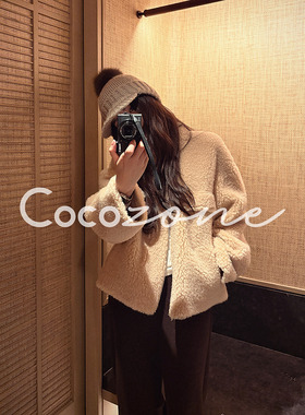 COCO ZONE 刘 一一 “暖阳冬日”100绵羊毛立领软糯外套CD2A2869
