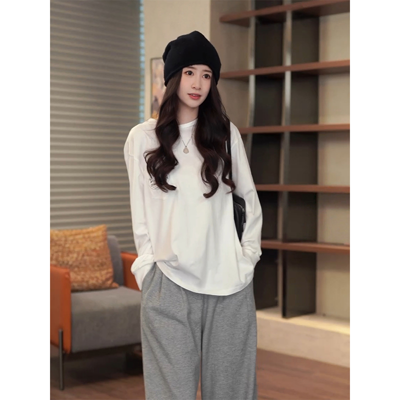COCO ZONE 刘一一罗伊街区100棉秋季口袋字母长袖女士T恤CD1A0059