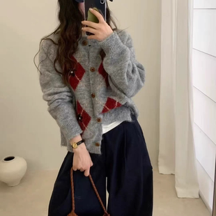 佐梦依菱格毛衣