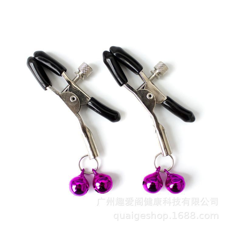 私密发货有趣铃铛链条汝夹金属汝房夹子代替夫和妻有趣道具调情玩