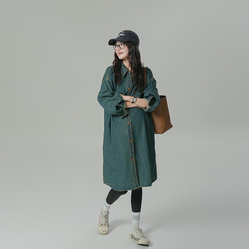 早秋孕妇休闲中长款连衣裙套装长袖新款初秋牛仔裙遮肚子风衣外套