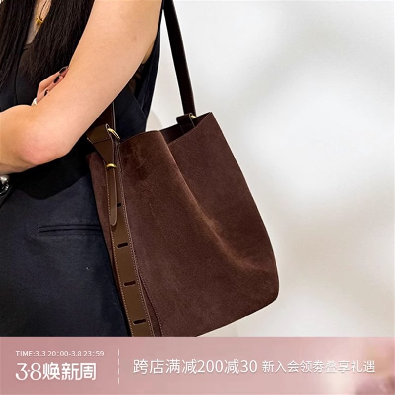 反绒牛皮水桶包爆款女包新款大容量高级包包休闲通勤单肩斜挎包
