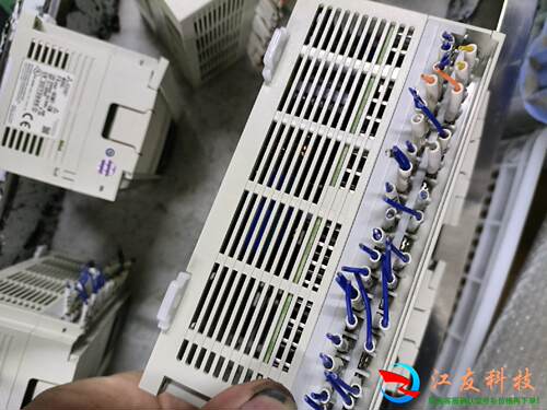 三菱PLCFX3GA-60MT设备近