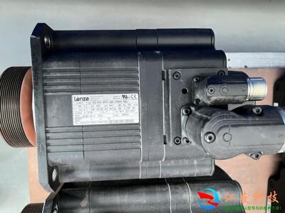 Lenze 伦茨 伺服电机 MCS19F30-SRSB0-A