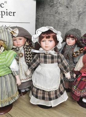 30厘米小号可爱陶瓷洋娃娃家居办公室客厅卧室个性摆件生日结婚礼