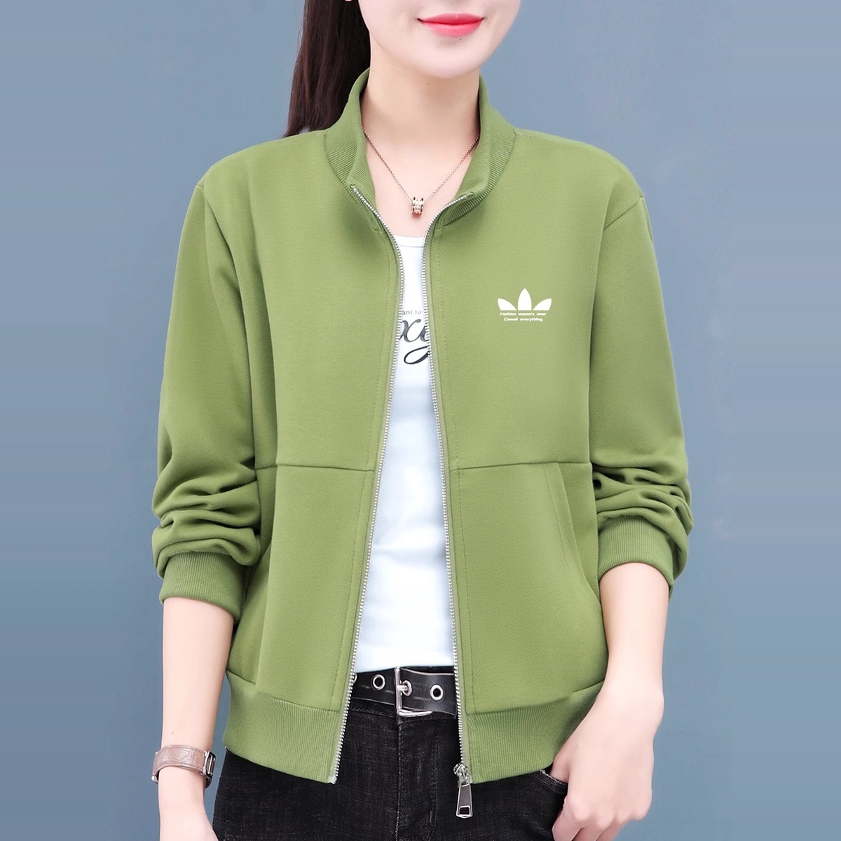 三叶草休闲短外套女春秋时尚卫衣