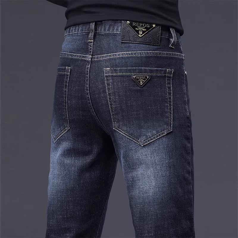 法国高端品牌蓝色牛仔裤男修身小脚棉弹舒适加绒保暖裤子冬季新款