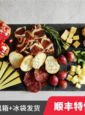 奶酪拼盘一站齐。帕玛森曼彻格孔泰佩科里诺硬质蜂蜜伊比利亚火腿