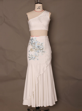 傣族舞蹈服装傣族剧目服演出服成人艺考大摆鱼尾裙白色孔雀舞艺考