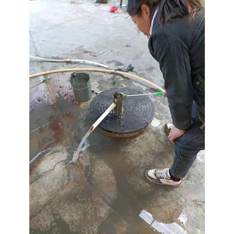 热销压水井农村老式土井古井家用水井砖井手动抽水泵手摇泵防坠落