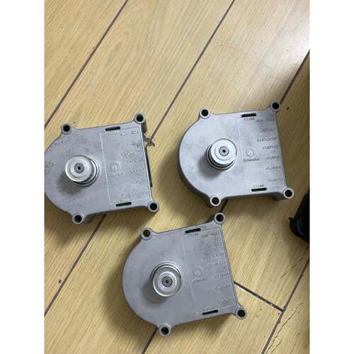 【议价】迅达5500电梯V15门机马达59353550原装DDF-v