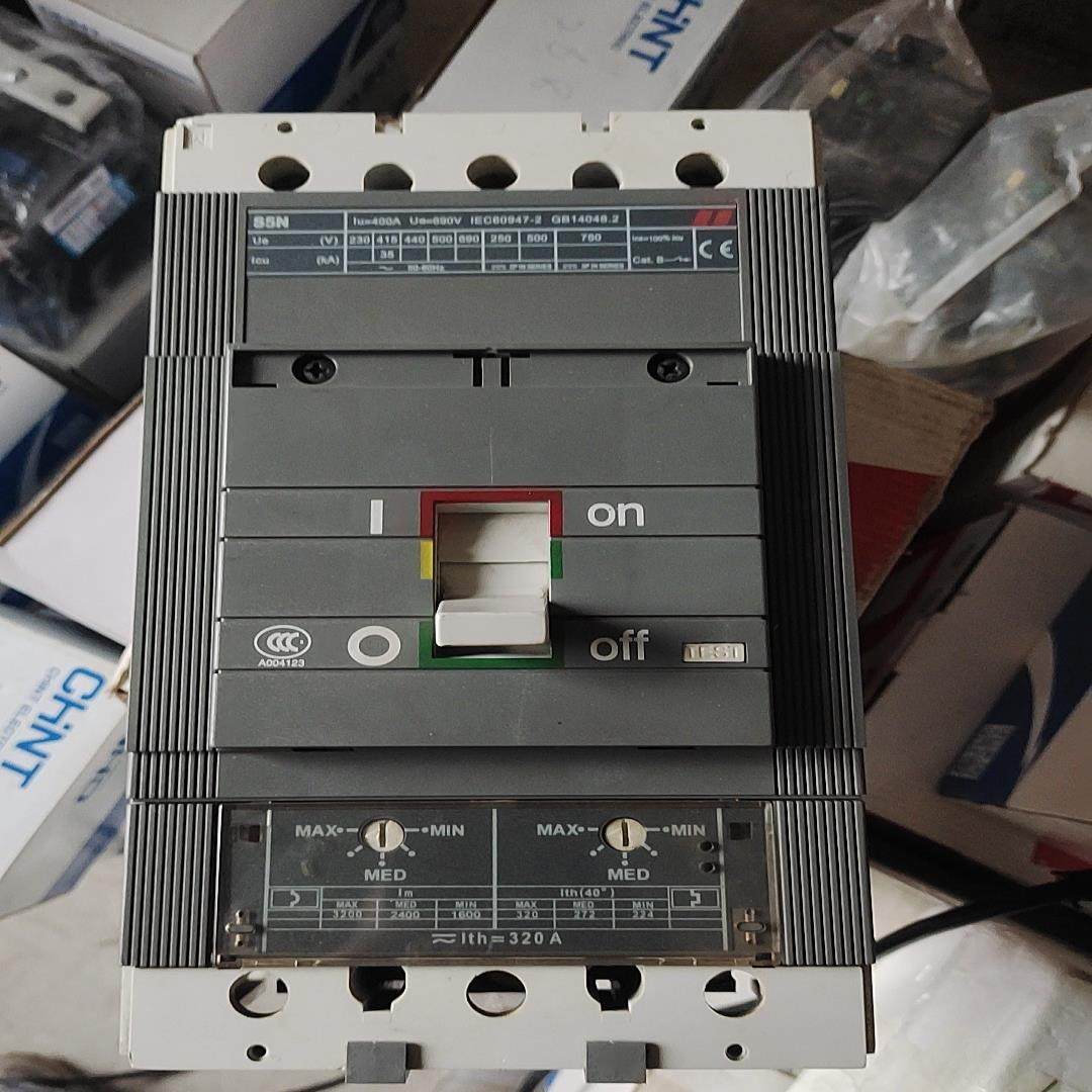 [议价]拆机下来的 abb s5n  320a  断路器 1台图二