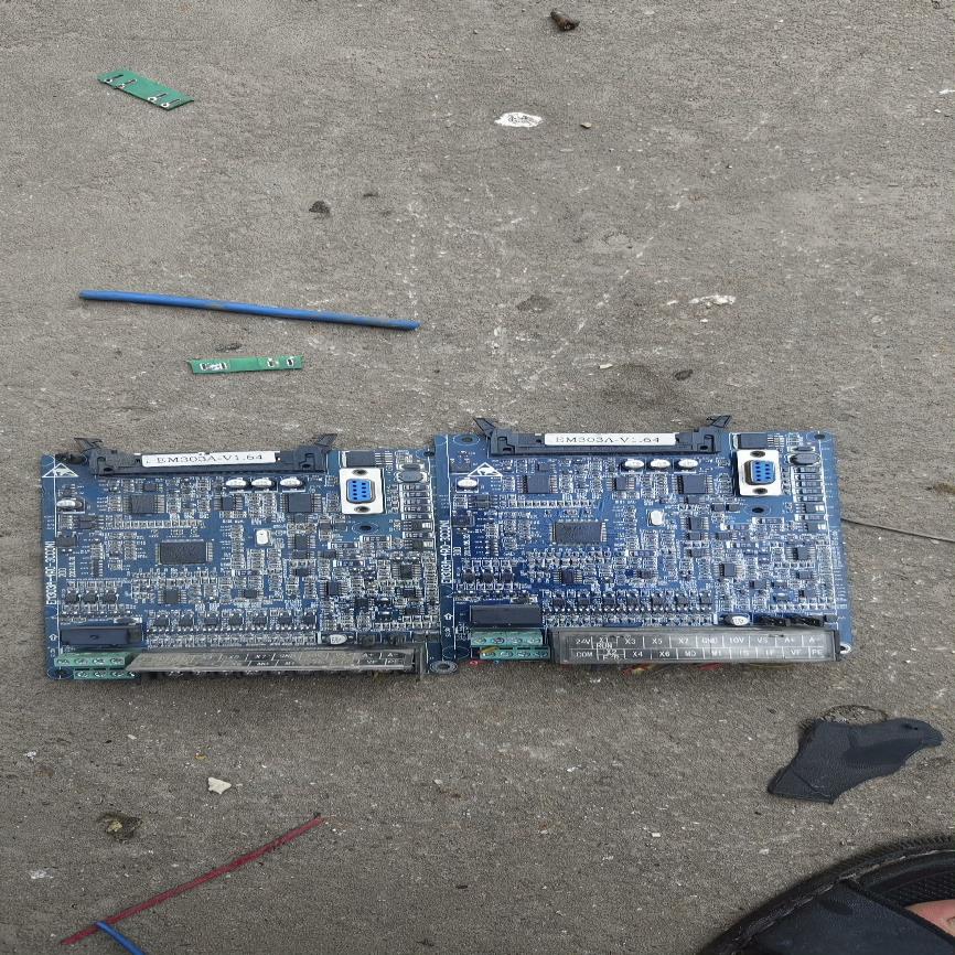 [议价]拆机正弦变频器em309a主板两张22kw实物拍摄功