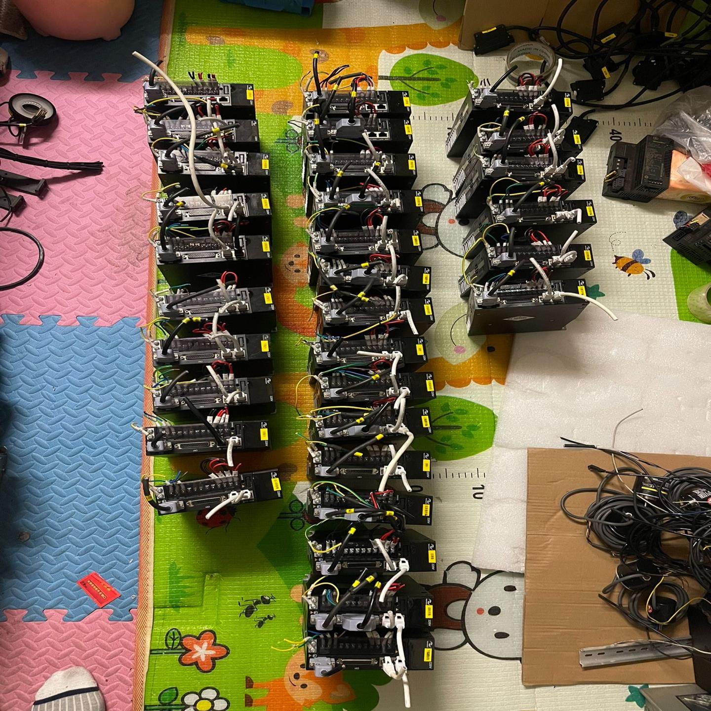 【议价】汇川伺服驱动IS620NS1R6I 200W 成色漂亮新的很