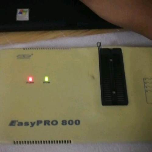 【议价】周立功EASYPRO800编程器正常使用带主机与数据线
