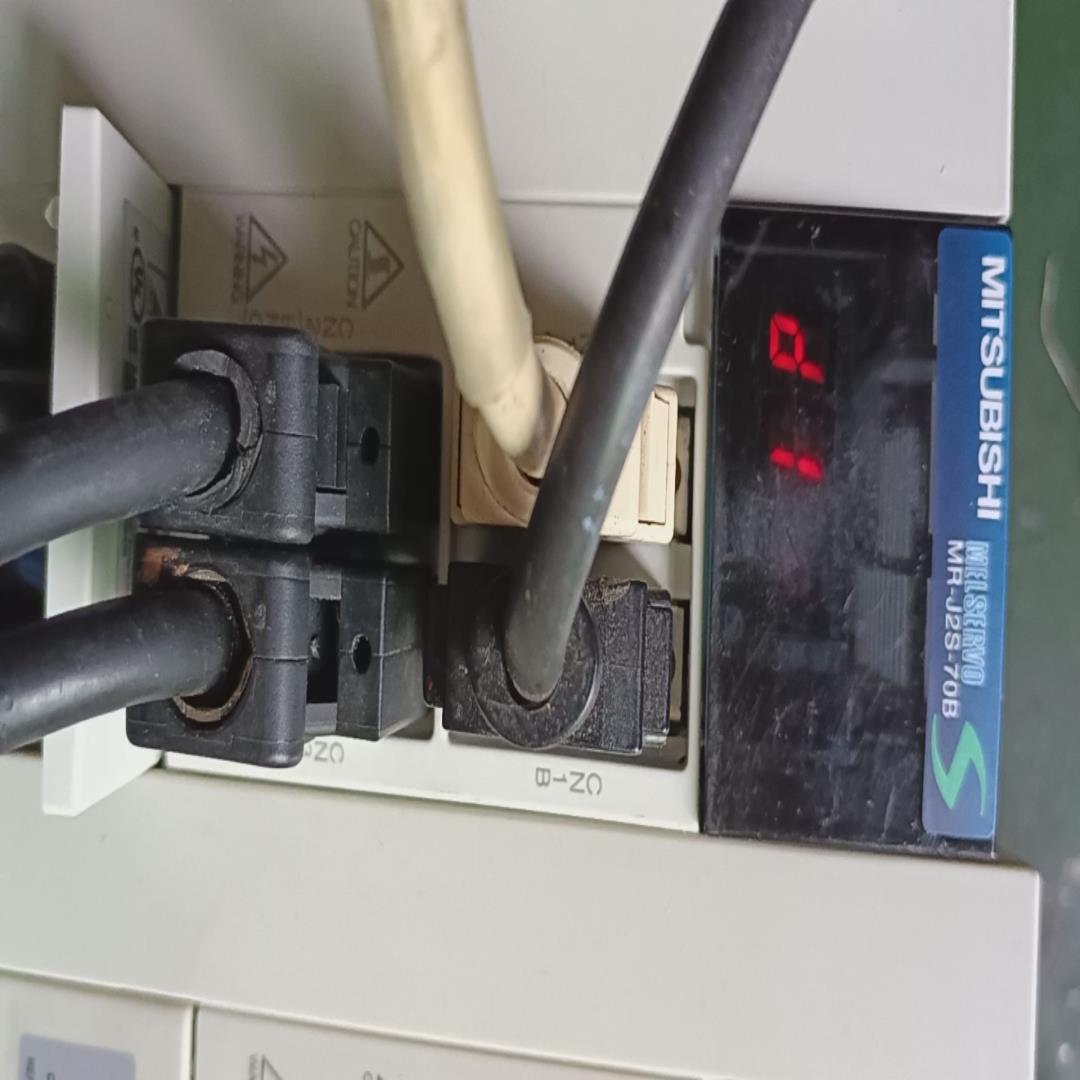 [议价]三菱伺服驱动器mr-j2s-70b成色漂亮功能包好