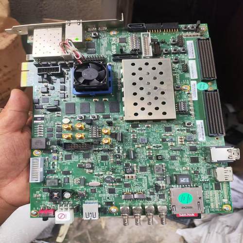 【议价】XILINX ZCU106开发板评估板 没有配件 13000