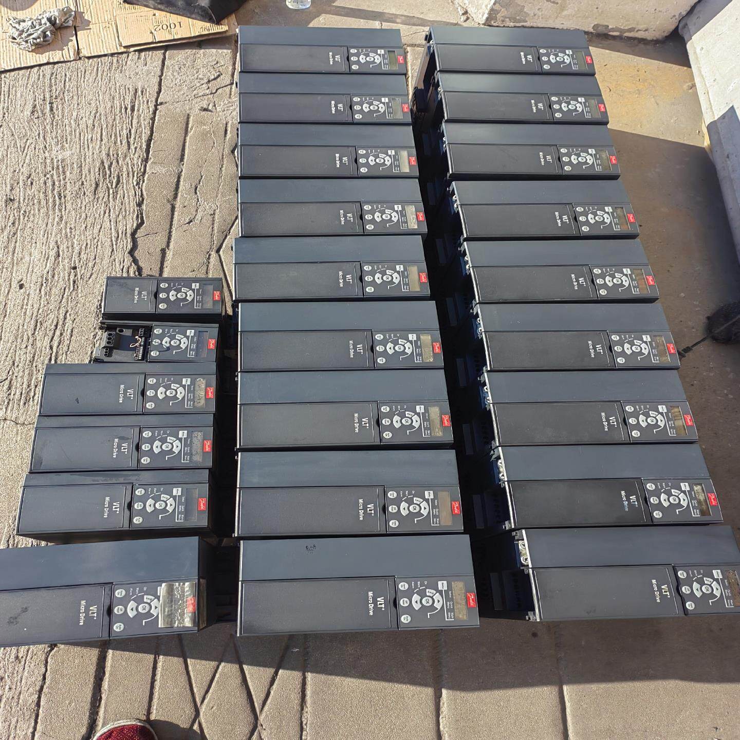 【议价】丹佛斯FC-051P15KT4E20H3B变频器 丹佛斯15