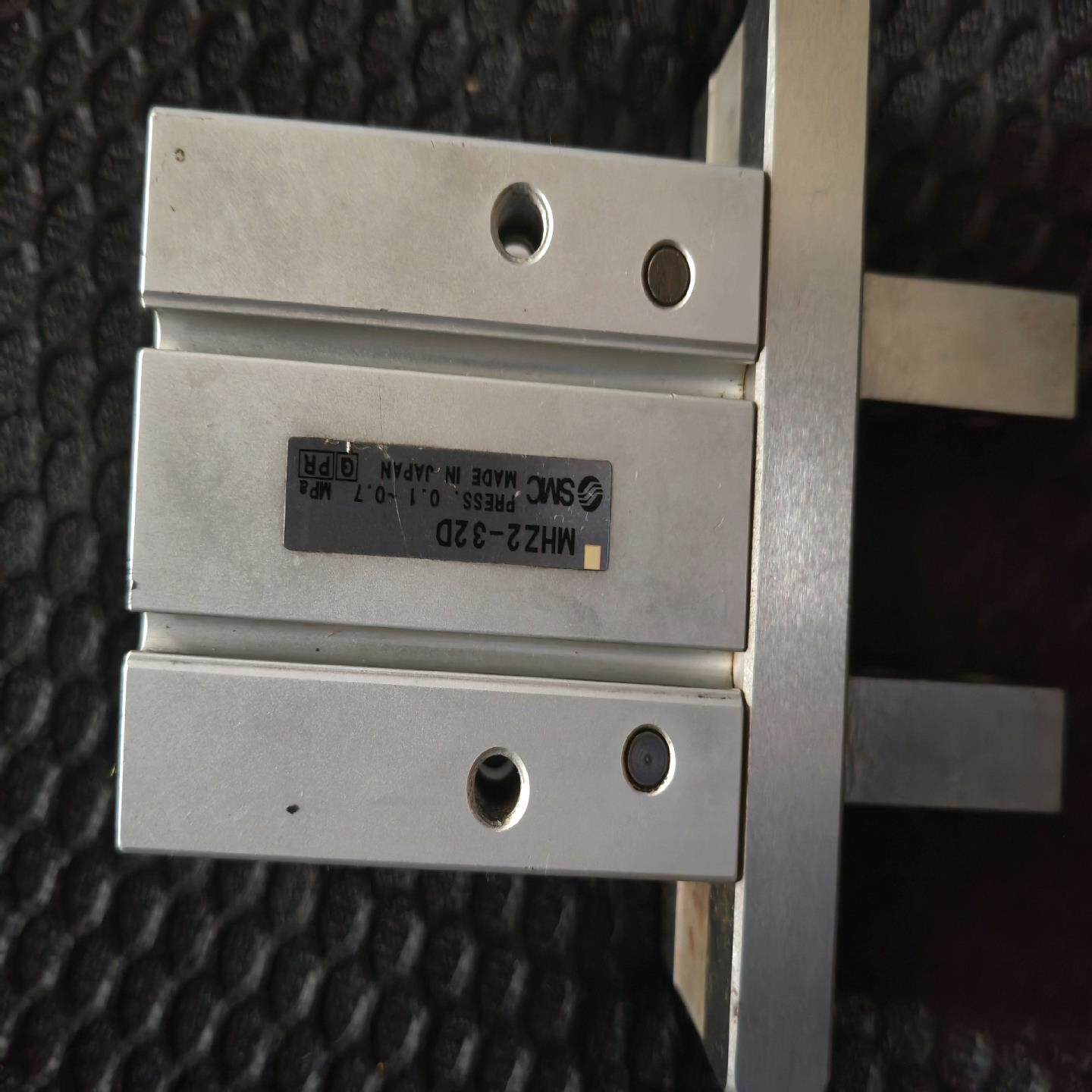 【议价】SMC原装正品MHZ2-32D的成色漂亮功能完好不漏