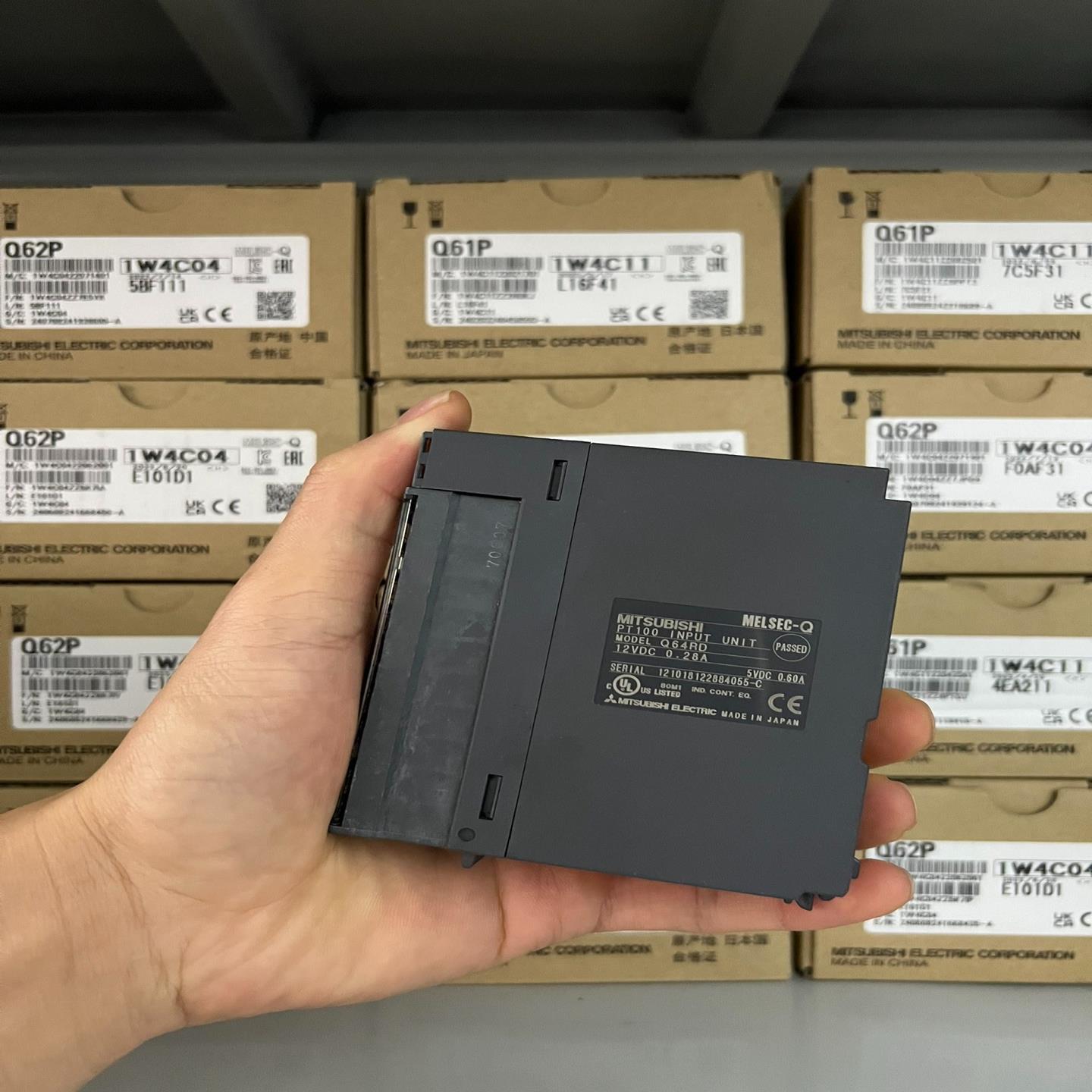 [议价]三菱q系列四通道模拟量模块q64rd