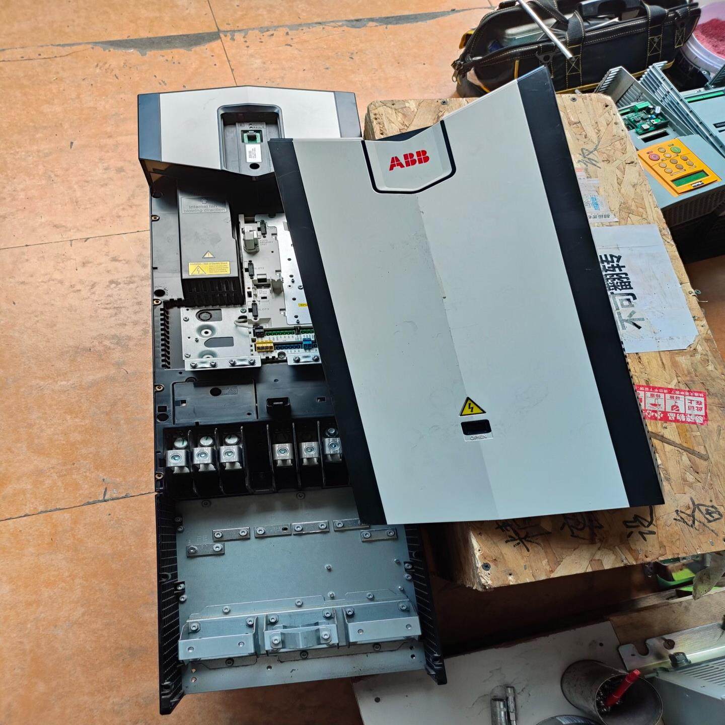 【议价】本人维修进口国产变频器直流调速器PLC触摸屏电机……