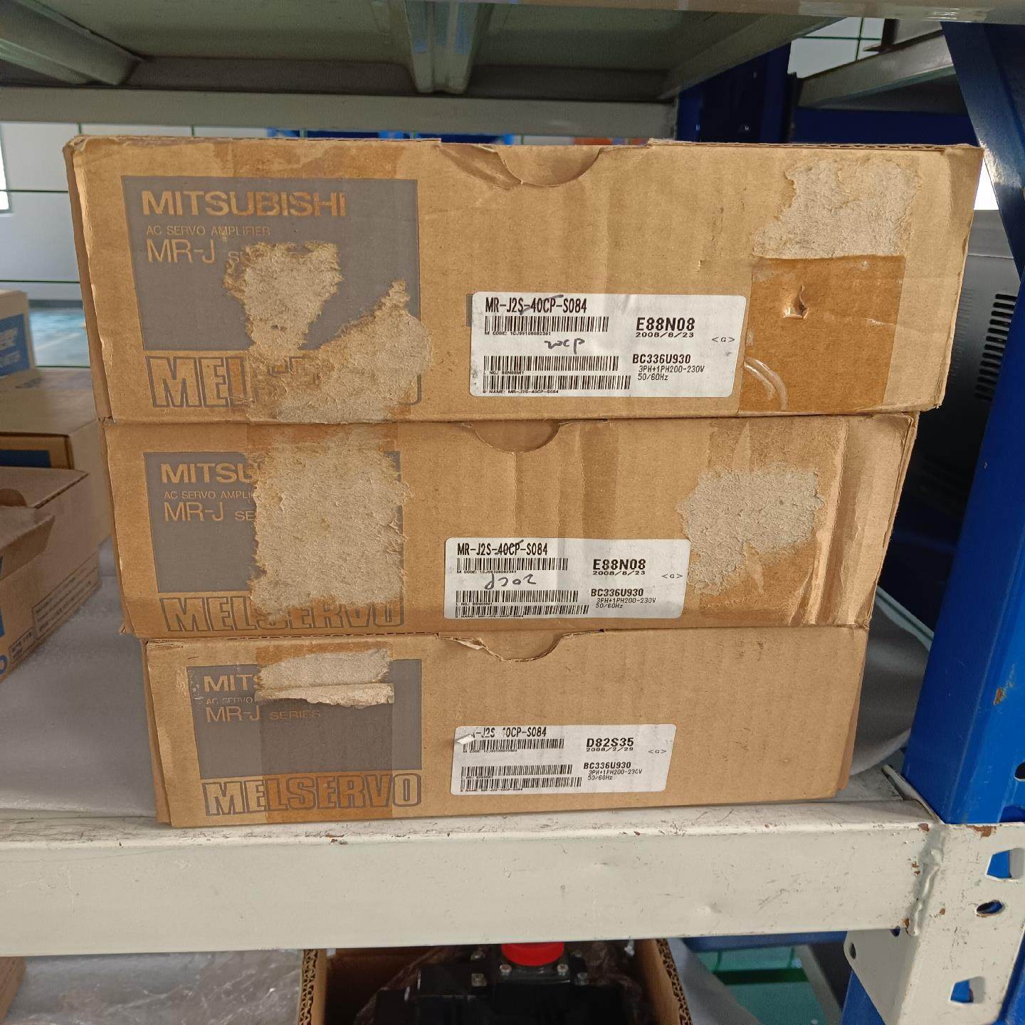 【议价】三菱驱动 MR-J2S-40CP-S084 实物图议价