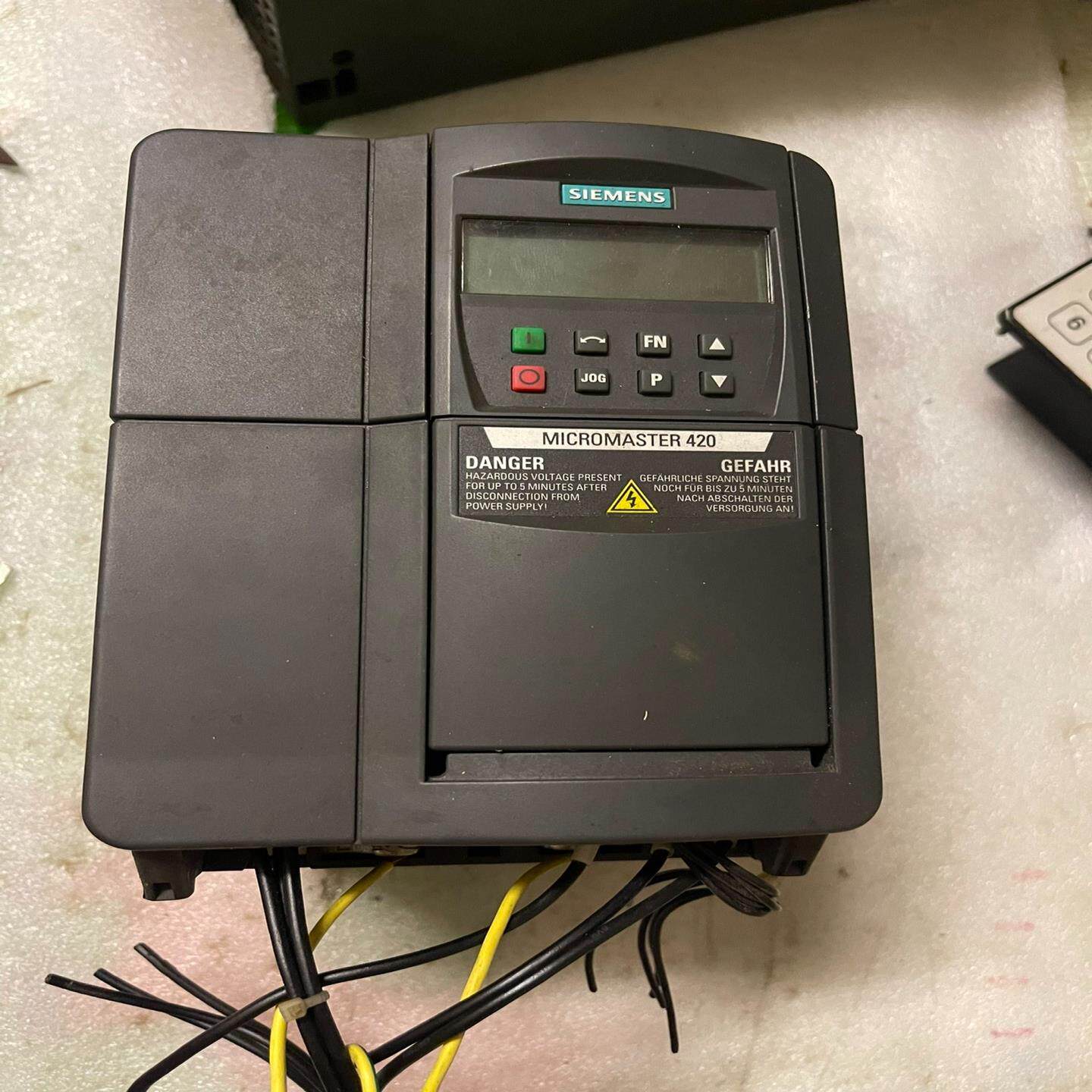 【议价】西门子变频器6se6420-2ud22-2ba1  22k