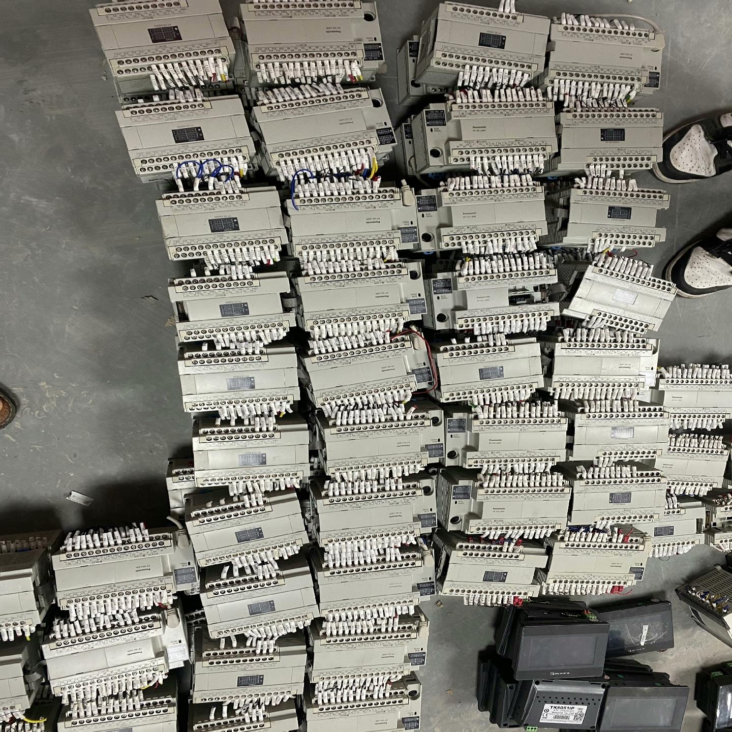 [议价]松下plc afpx0e40rd-f成色漂亮功能包好需