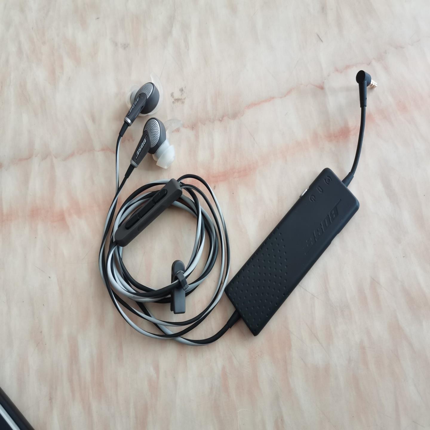 [议价]BOSE QC20有源消噪耳机降噪耳塞式入耳式耳机