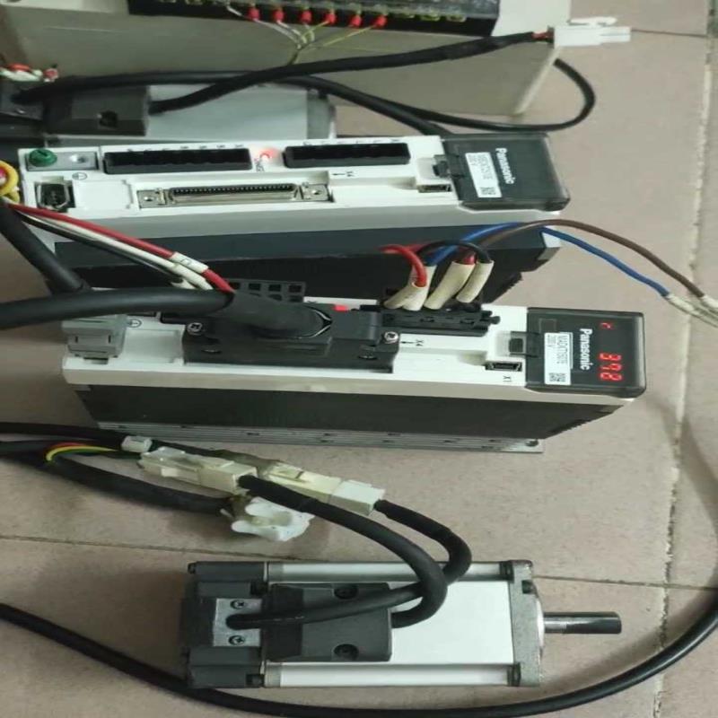 [议价]松下A5驱动器400瓦MBDKT2510E功能包好便宜出售