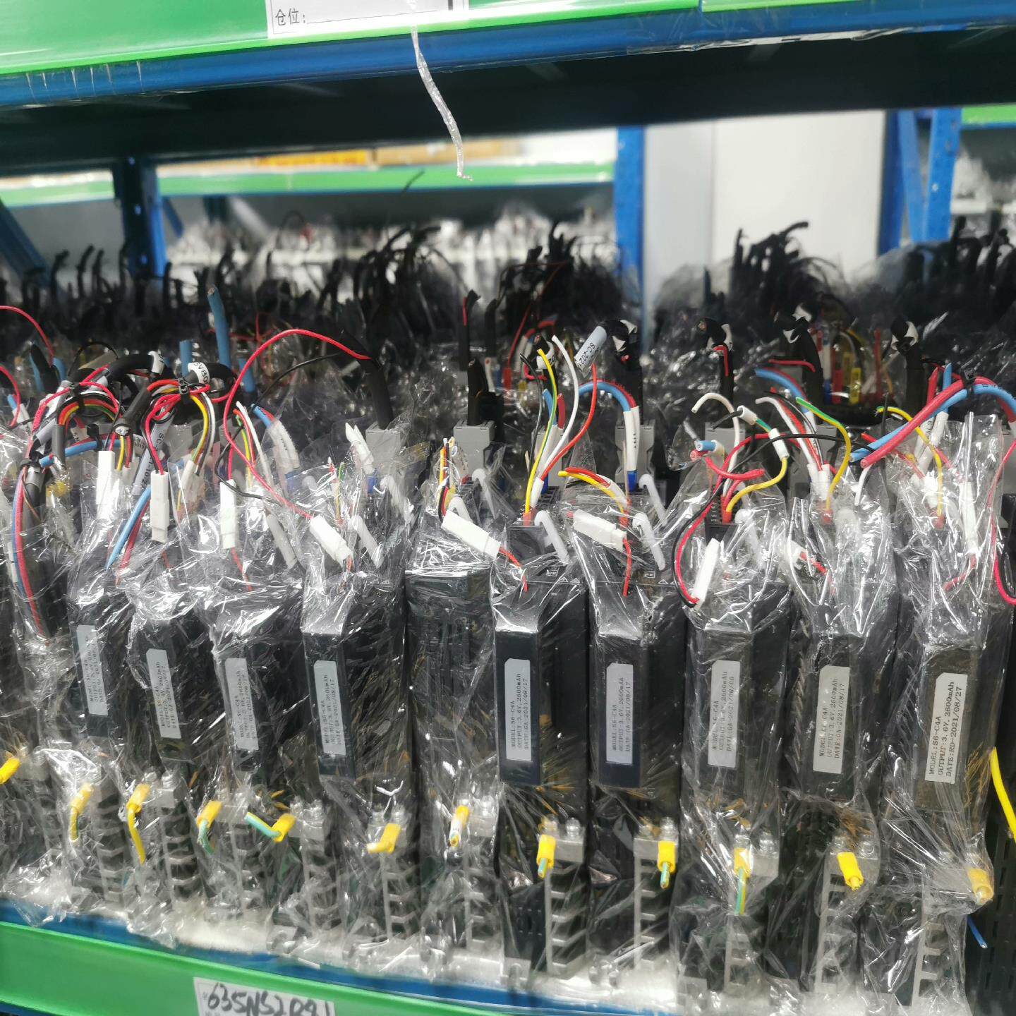 【议价】汇川400瓦伺服套装 SV635NS2R8I  MS1H4-