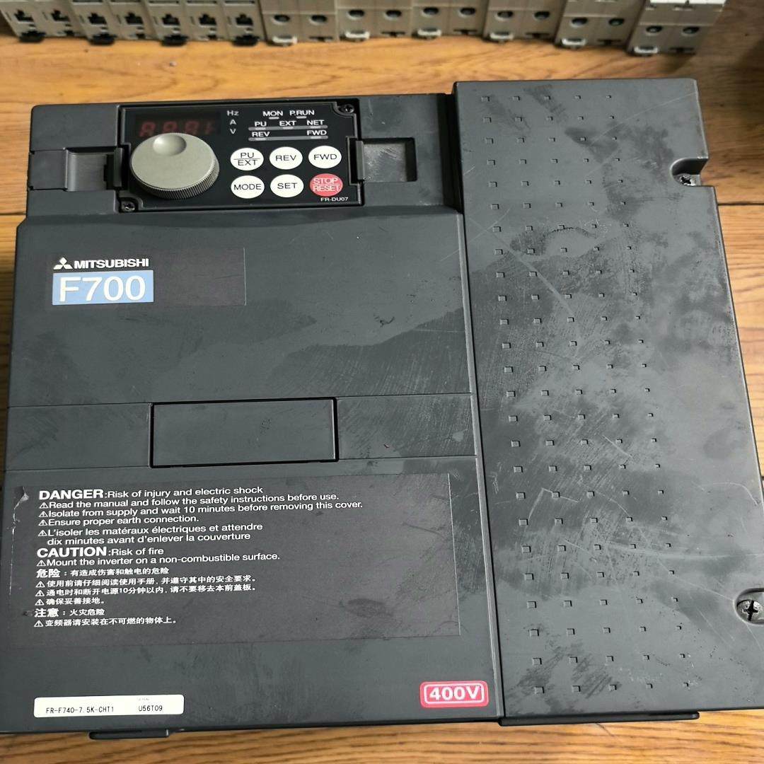【议价】三菱变频器FR-F740-75K-CHT1  75KW