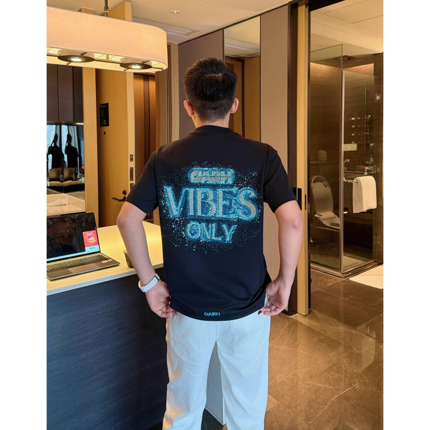 夏季男士轻奢小众洋气潮流短袖T恤个性创意设计感字母痞帅半袖潮