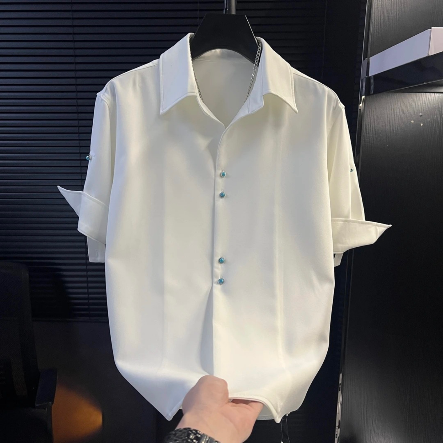 夏季轻奢洋气白色翻领短袖衬衫男