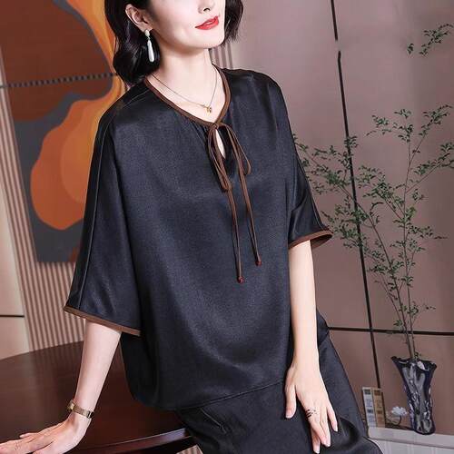 200斤高档大码上衣女装2024时尚气质大牌简约宽松套头时尚内搭