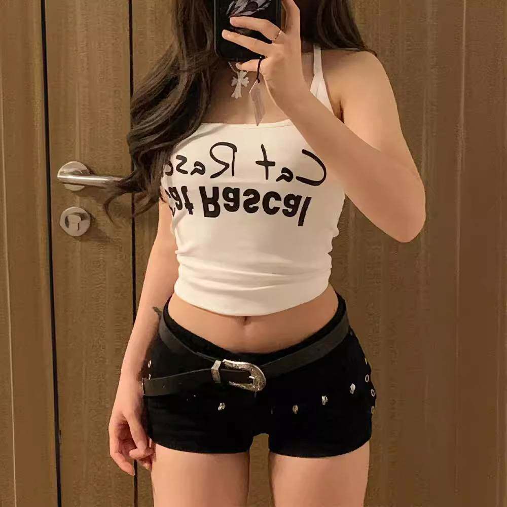 2025women clothes臀小黑裤铆钉设计感牛仔超短裤女低腰显瘦热裤