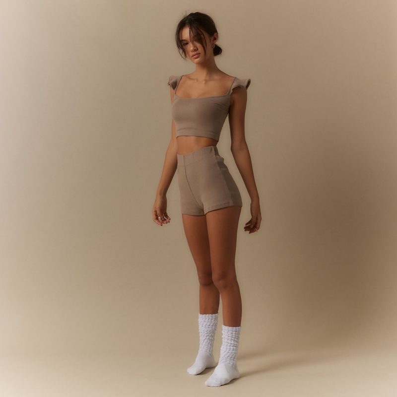 CARQ 荷叶边针织套装紧身弹力短裤吊带背心跑步瑜伽运动两件套女