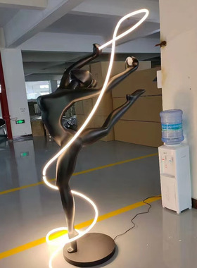 创意人形雕塑落地灯舞蹈女神客厅玄关楼梯装饰艺术个性立式大摆件