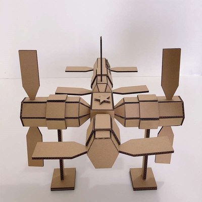 纸箱废物利d用环保手工制作宇宙飞船材料航天空间站太空站模型