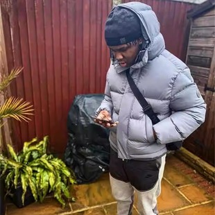 Trapstar新款时尚高品质重磅加厚保暖蓬松夹克潮流羽绒服外套百搭