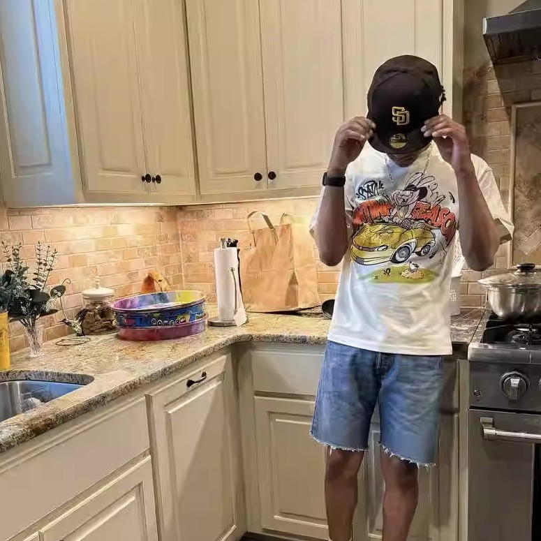 重磅高街潮牌新款宽松短袖SYNA