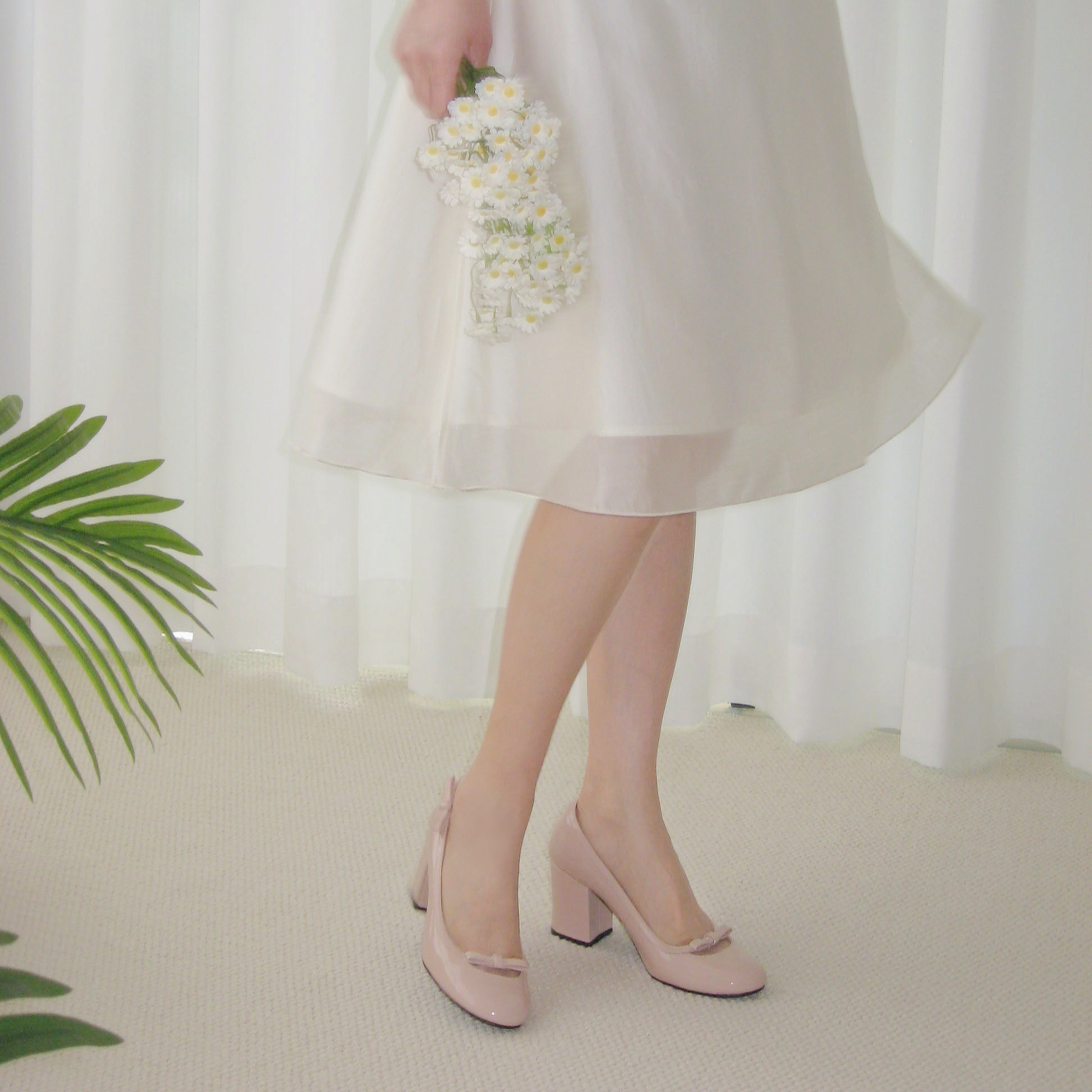 ElegiFemme2024新款Bella漆皮圆头蝴蝶结单鞋裸色粗跟7cm高跟鞋