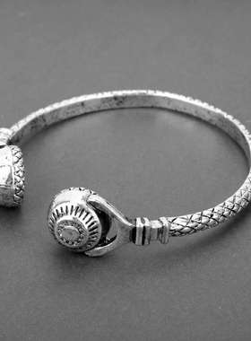 ebay货源时尚音乐耳塞耳机手镯男士手镯开口手环配饰